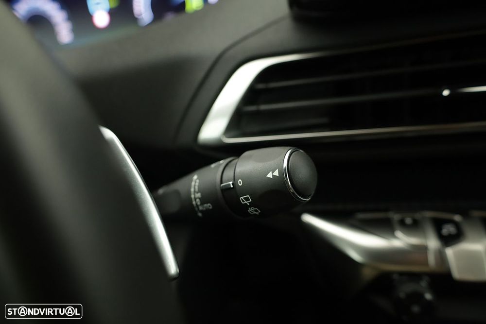 Peugeot 3008 1.6 Hybrid Allure Pack e-EAT8 - 19
