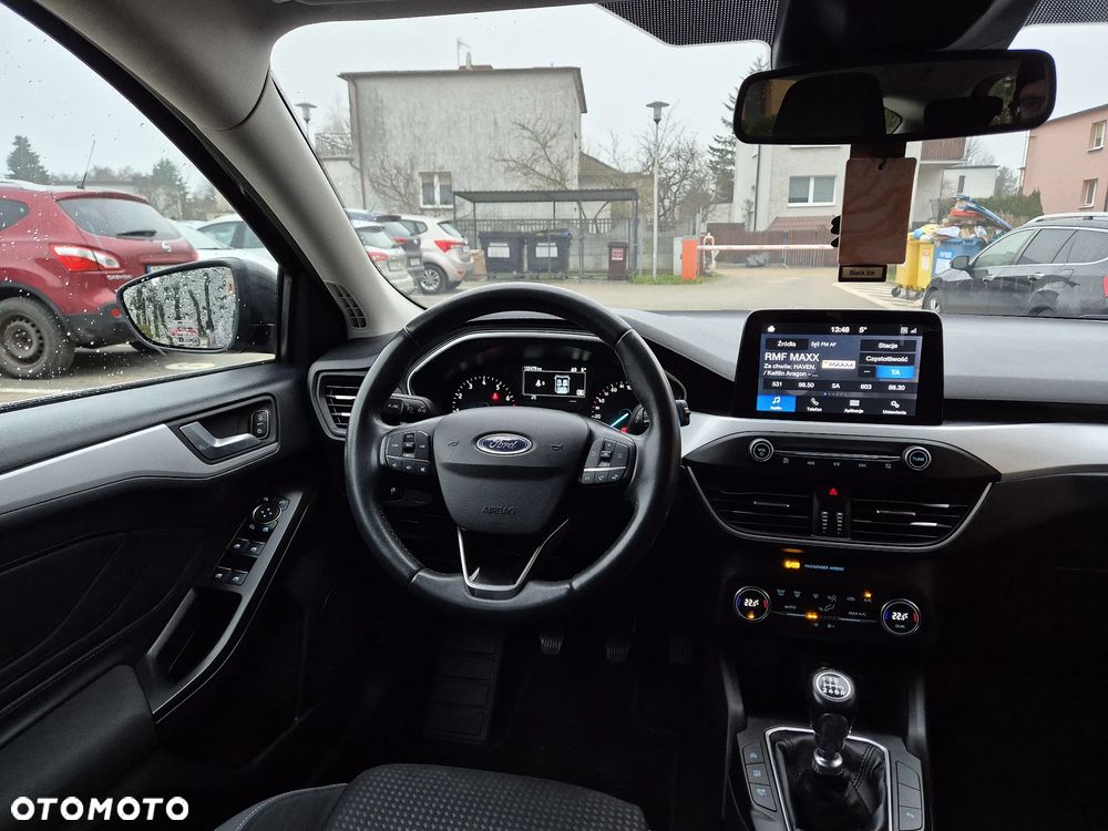 Ford Focus 1.0 EcoBoost Titanium - 17