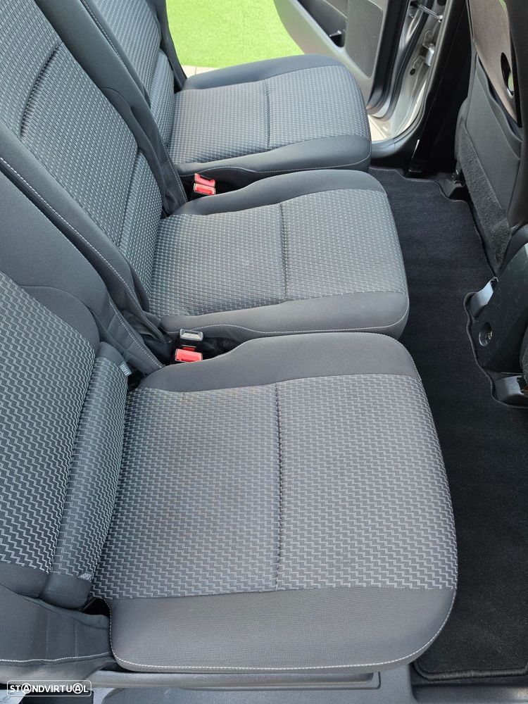 Toyota Verso 1.6 D-4D Comfort - 35