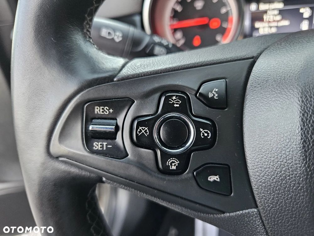 Opel Astra 1.4 Turbo Sports Tourer Innovation - 21