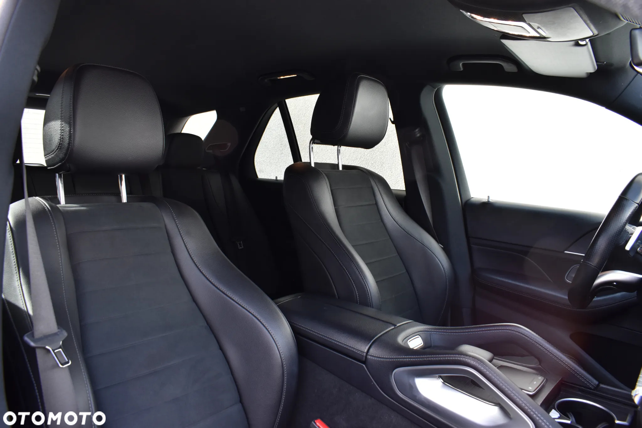 Mercedes-Benz GLE 300 d 4Matic 9G-TRONIC AMG Line - 15