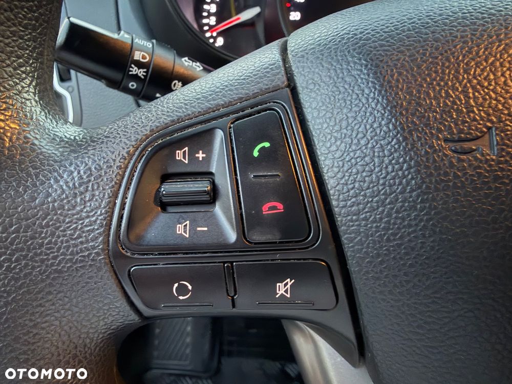 Kia Rio 1.4 Business Line - 29
