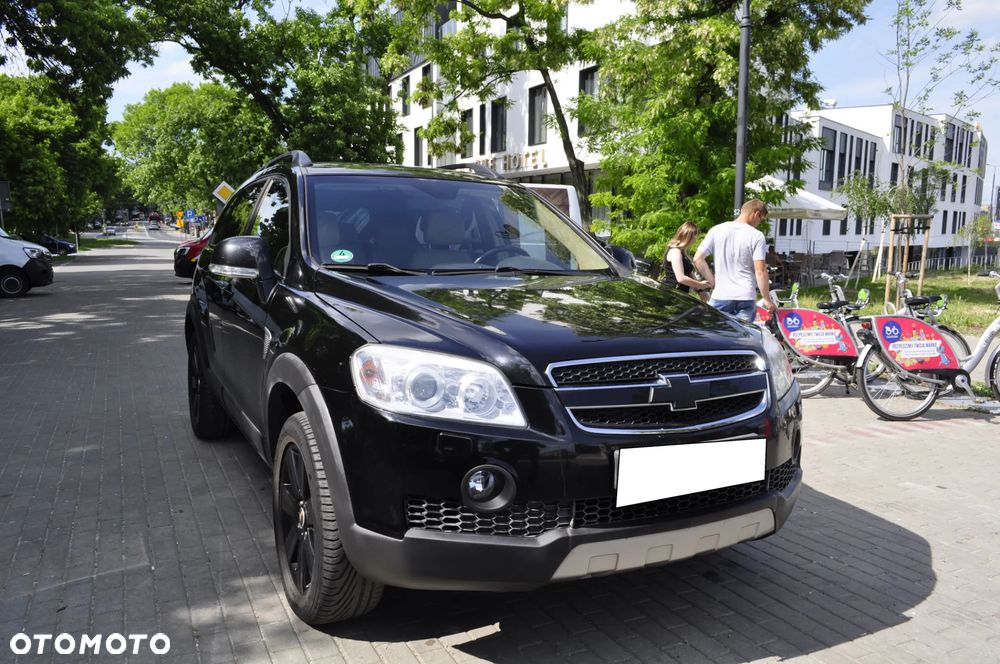 Chevrolet Captiva 2.4 LS 5os - 2