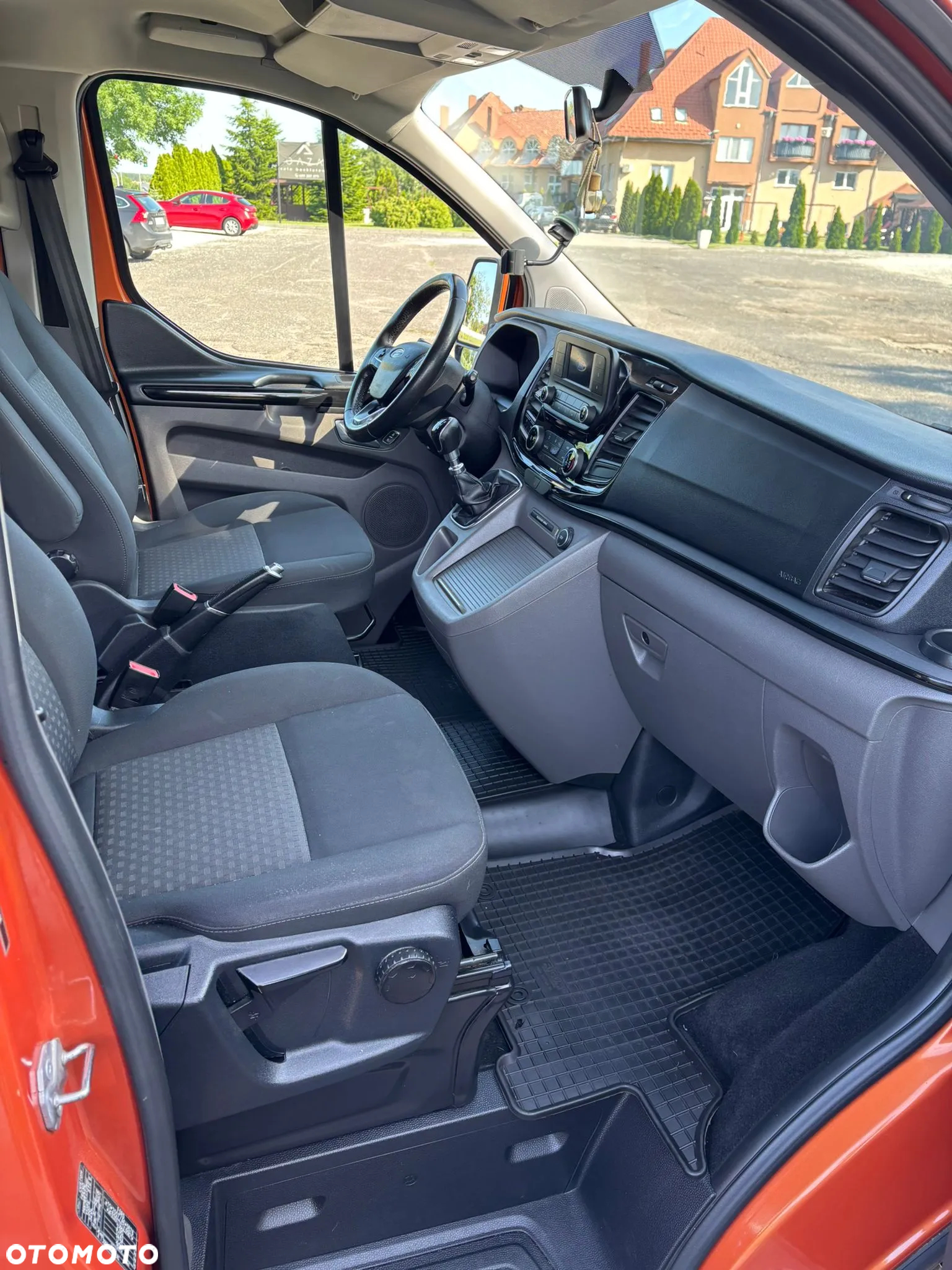 Ford Transit Custom - 8