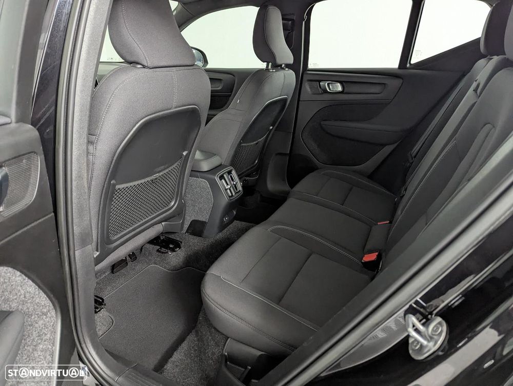 Volvo XC 40 Recharge 69 kWh Single Motor Core - 12