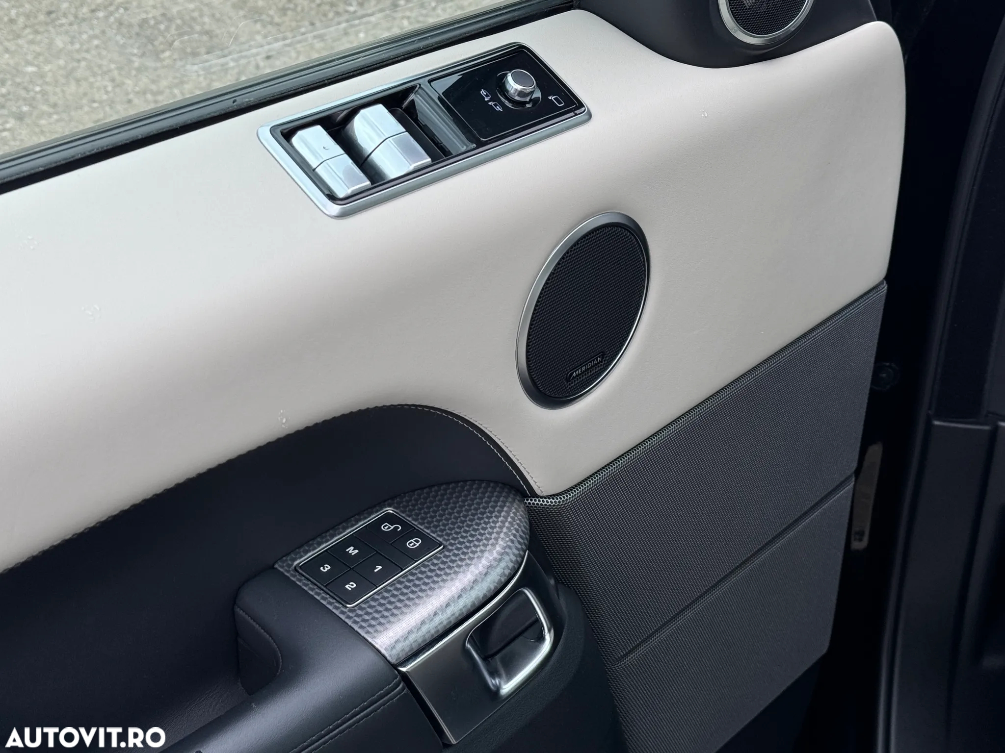 Land Rover Range Rover Sport 3.0 L HSE Dynamic - 17