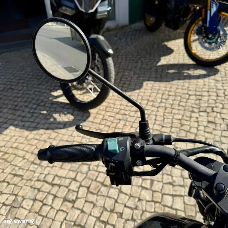 Bluroc Legend 125 - 14