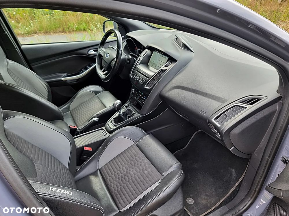 Ford Focus 2.0 TDCi ST - 7