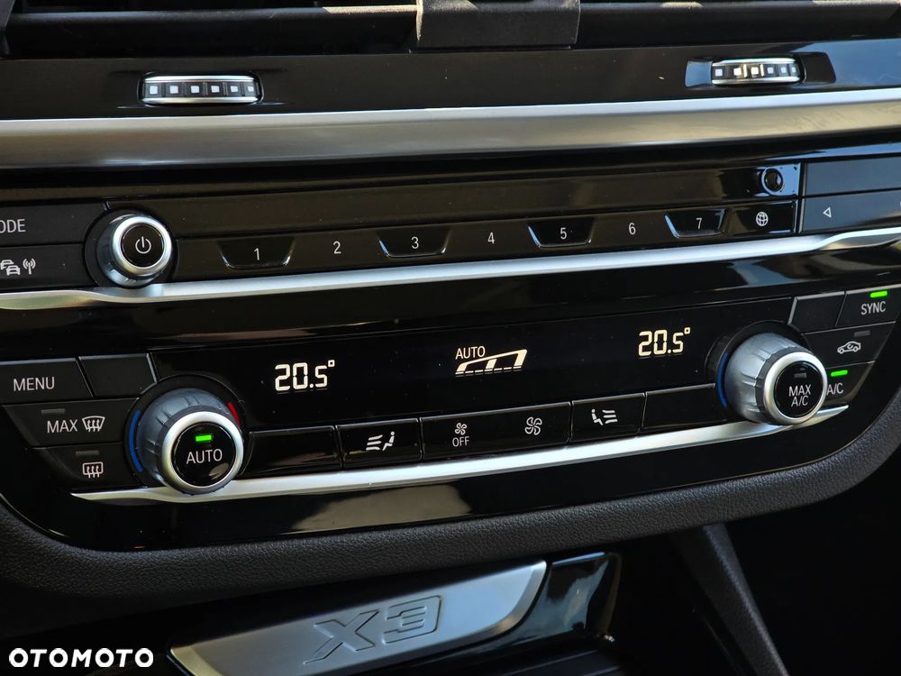 BMW X3 xDrive20d MHEV Advantage - 29