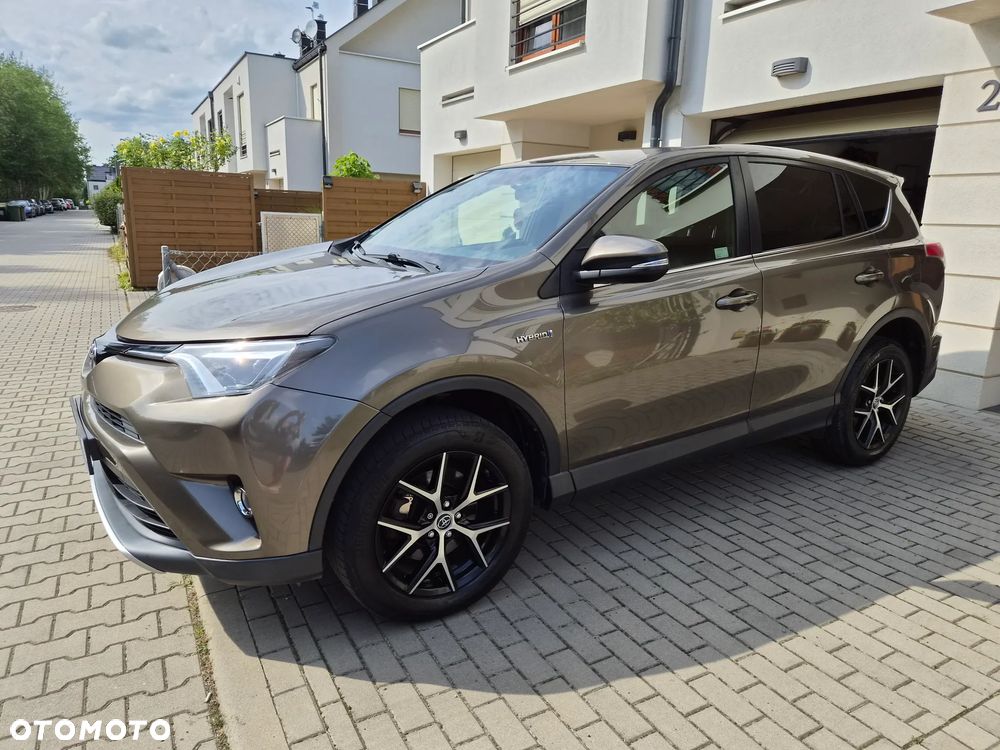 Toyota RAV4 Hybrid Premium 4x2 - 27