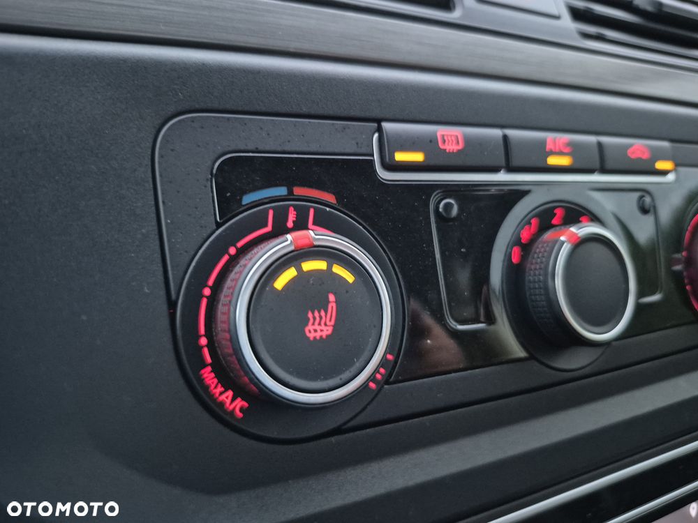 Volkswagen Caddy - 21