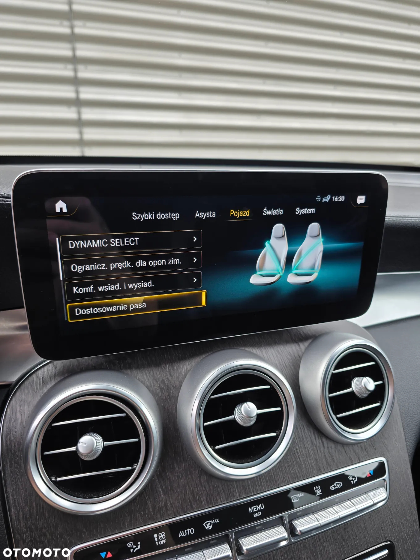 Mercedes-Benz GLC 300 d 4Matic 9G-TRONIC AMG Line - 27