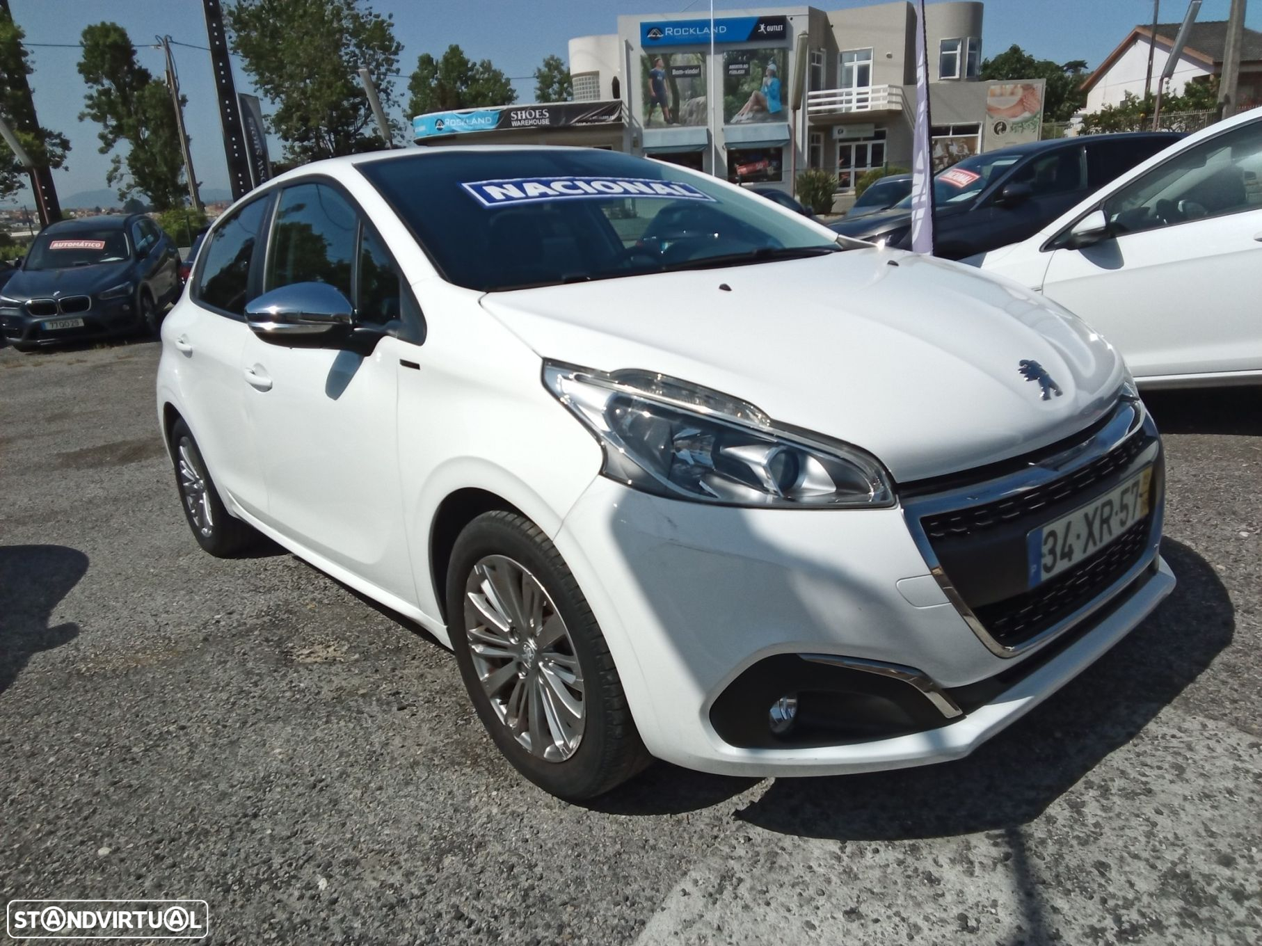 Peugeot 208 1.2 PureTech Signature - 3