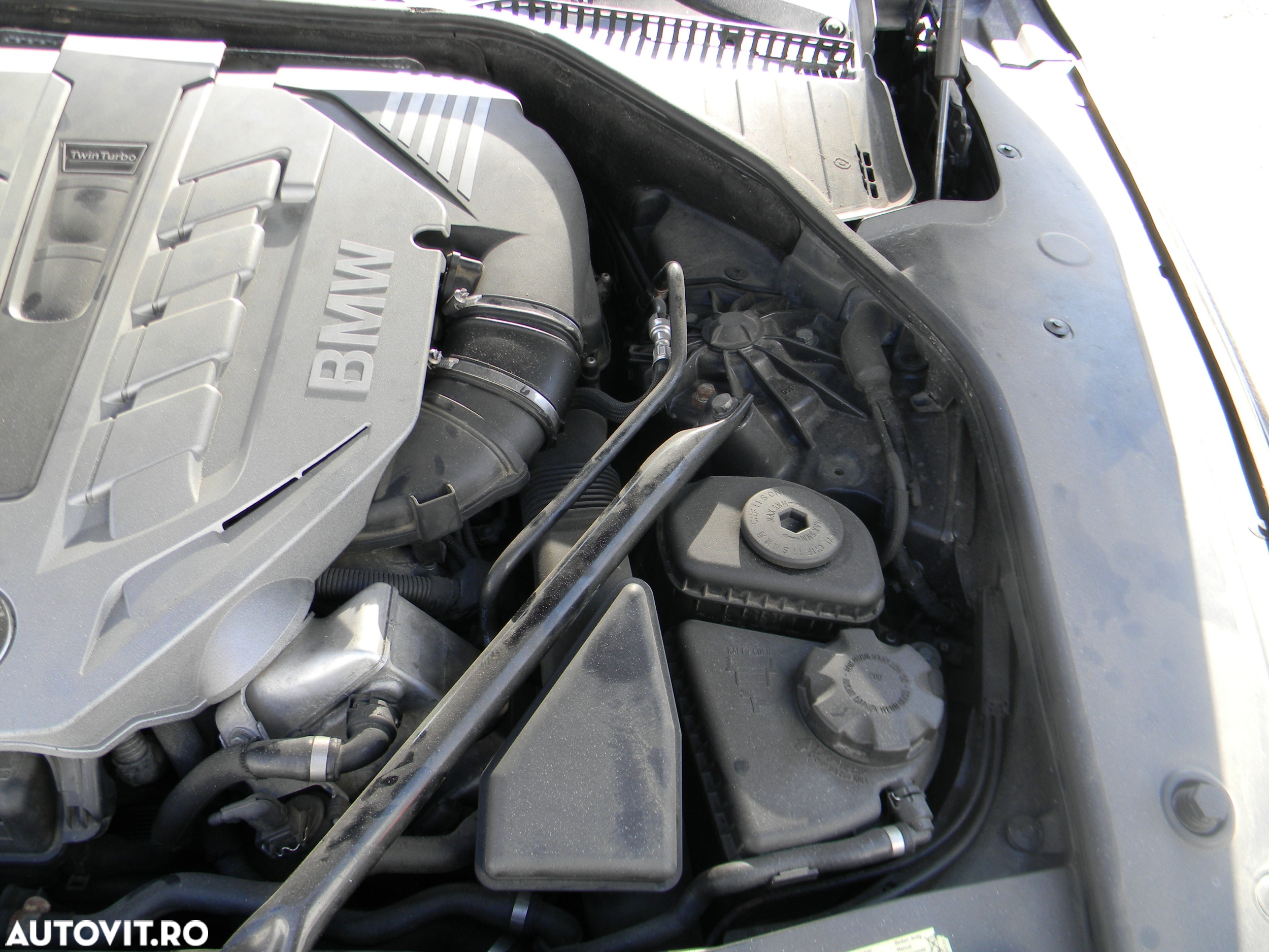 Dezmembrari  BMW 7 (F01, F02, F03, F04)  2008  > 2015 750 i Benzina - 13