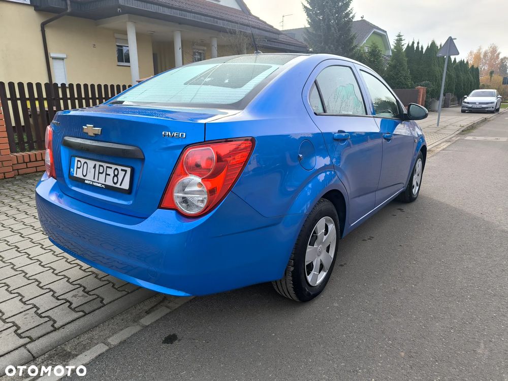 Chevrolet Aveo 1.2 LT - 4