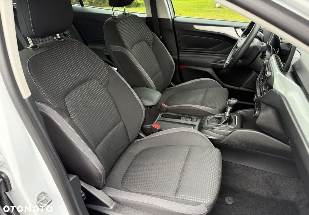 Ford Focus SW 1.5 EcoBlue S&S COOL&CONNECT - 34