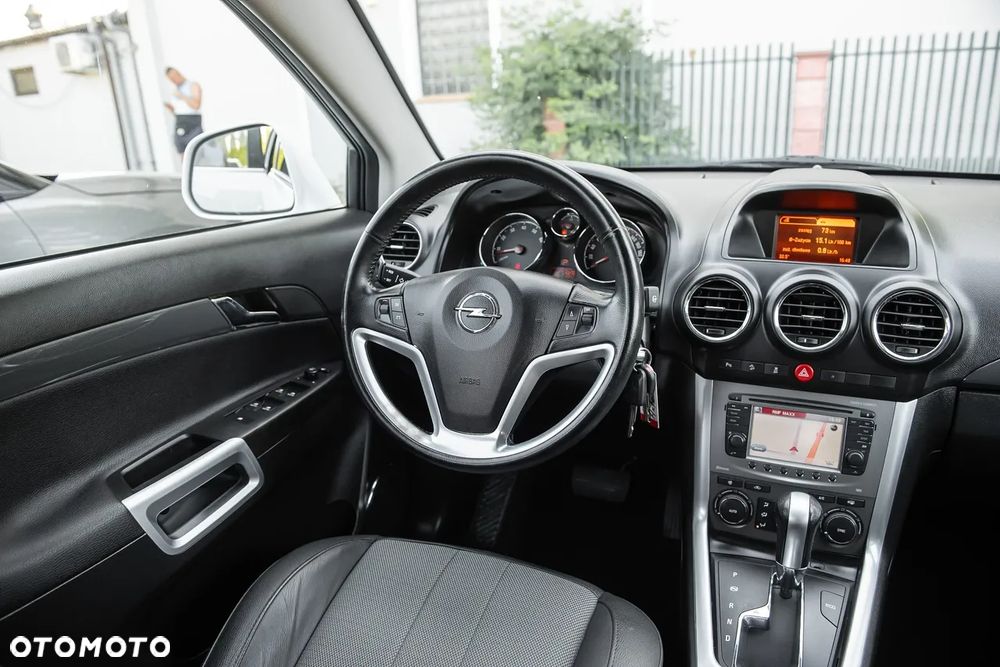 Opel Antara 2.4 4x4 Cosmo - 25