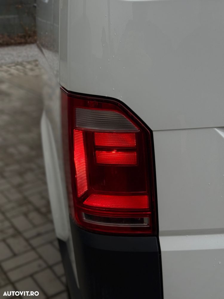 Volkswagen Transporter - 17