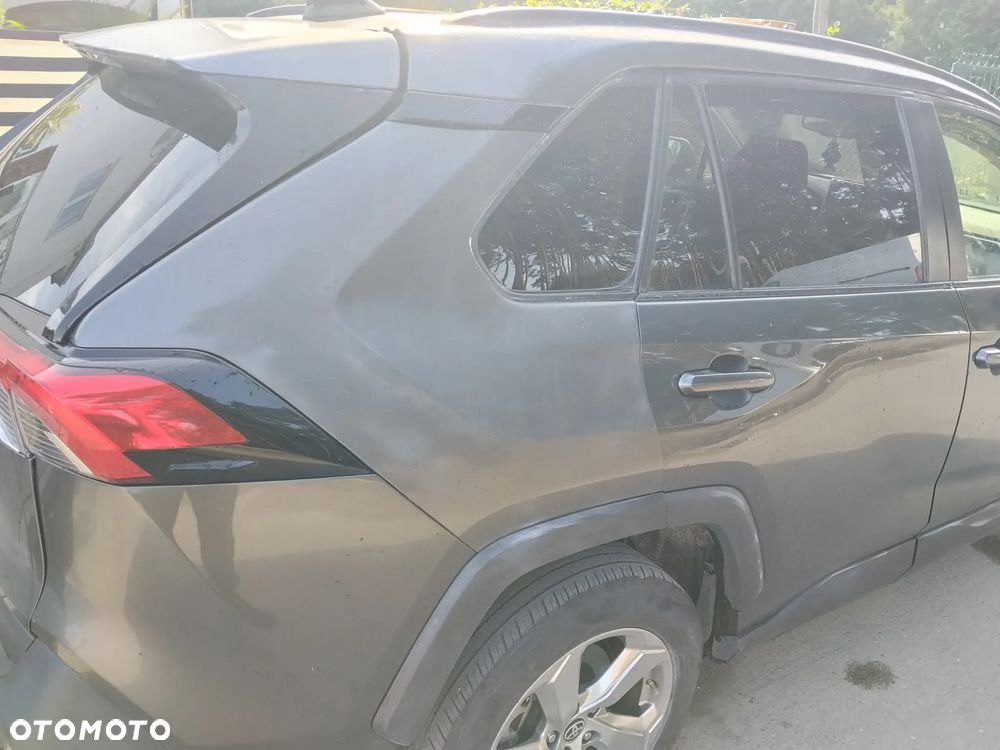 Toyota RAV4 2.0 Comfort 4x2 - 11