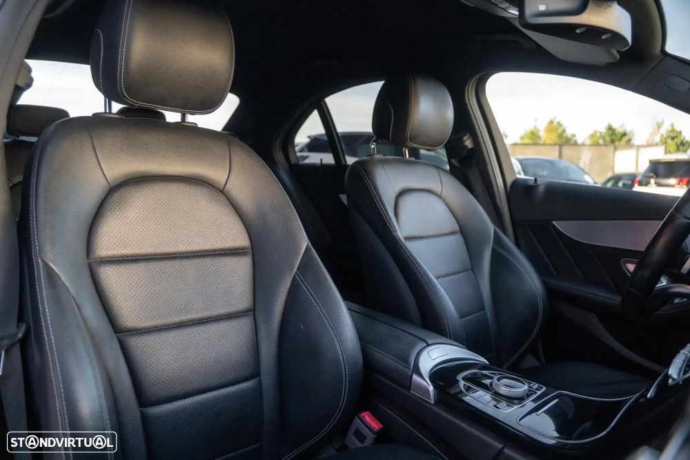 Mercedes-Benz C 300 de AMG Line - 23