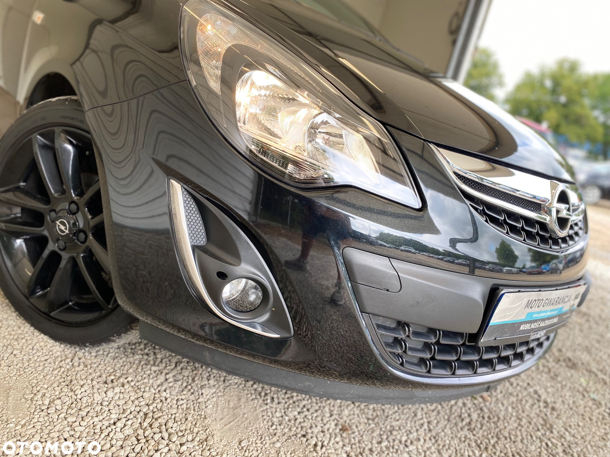Opel Corsa 1.4 16V Color Edition - 18