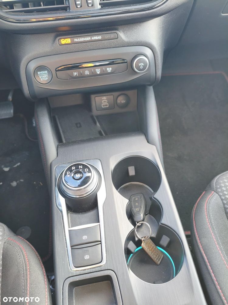 Ford Focus 1.5 EcoBlue STart-Stopp-System ST-LINE X - 15