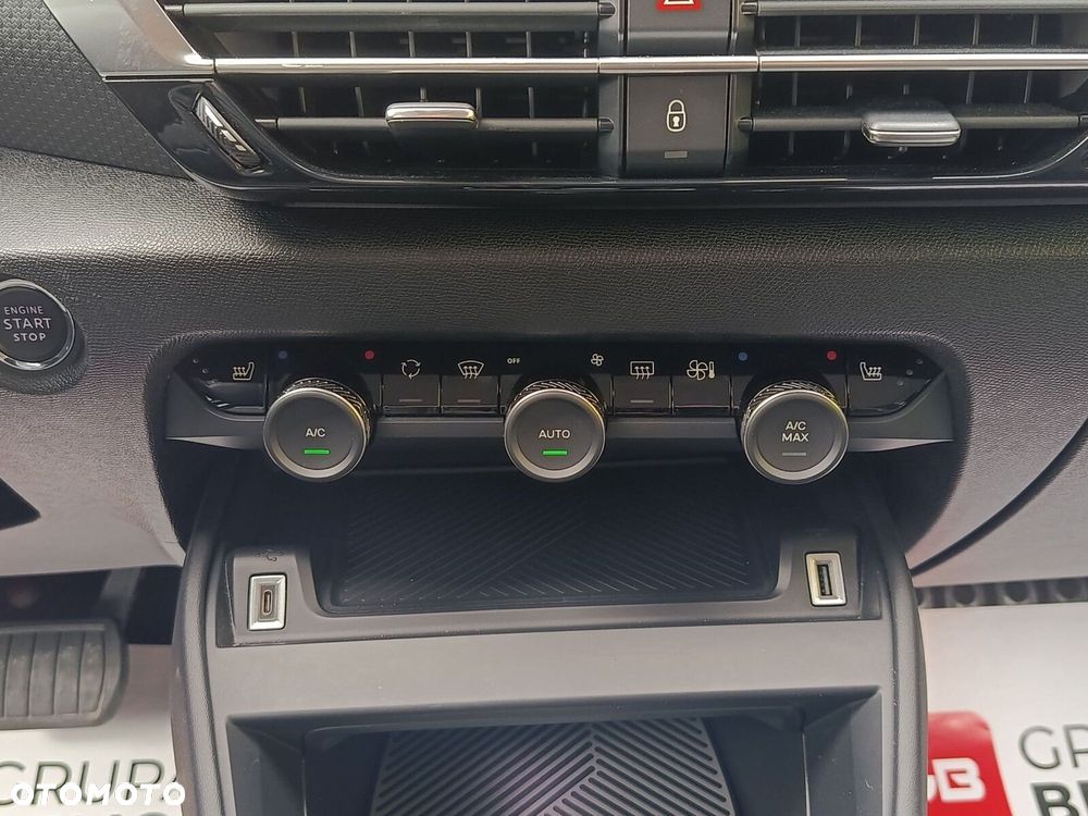 Citroën C4 1.2 PureTech Shine S&S EAT8 - 28