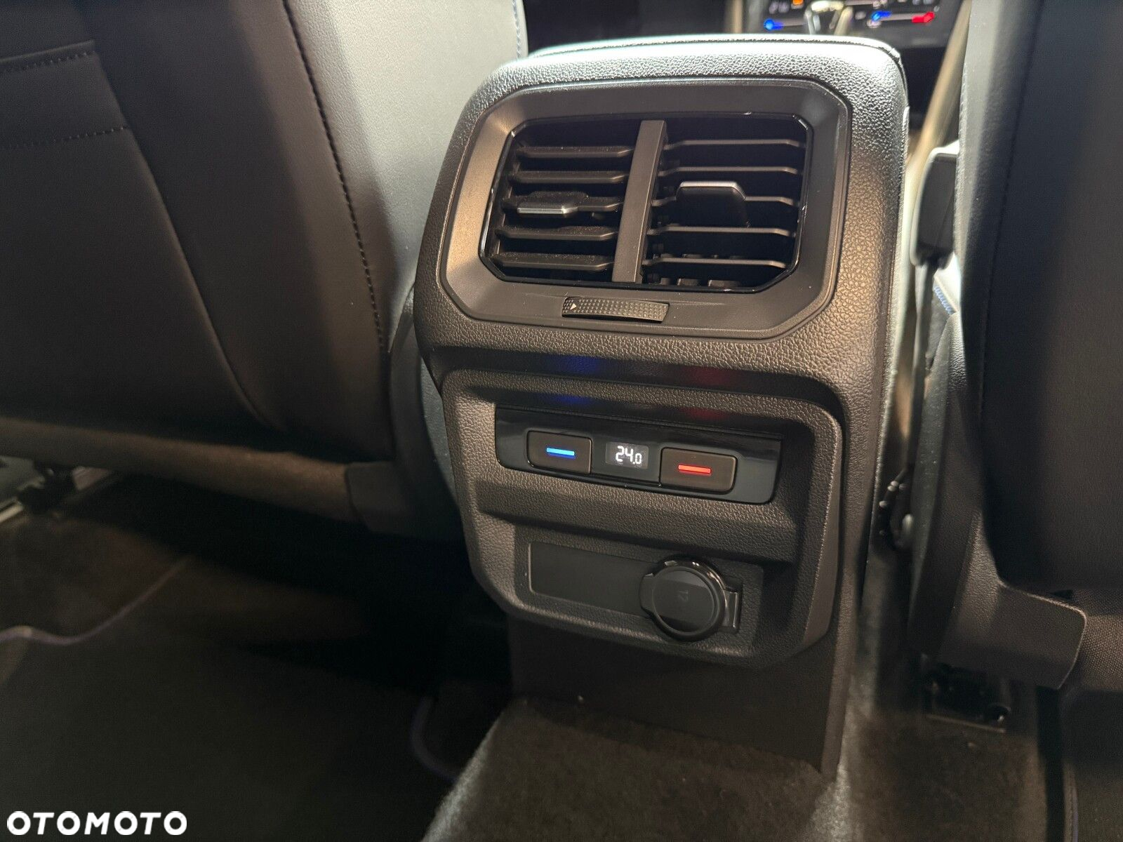 Volkswagen Tiguan - 18