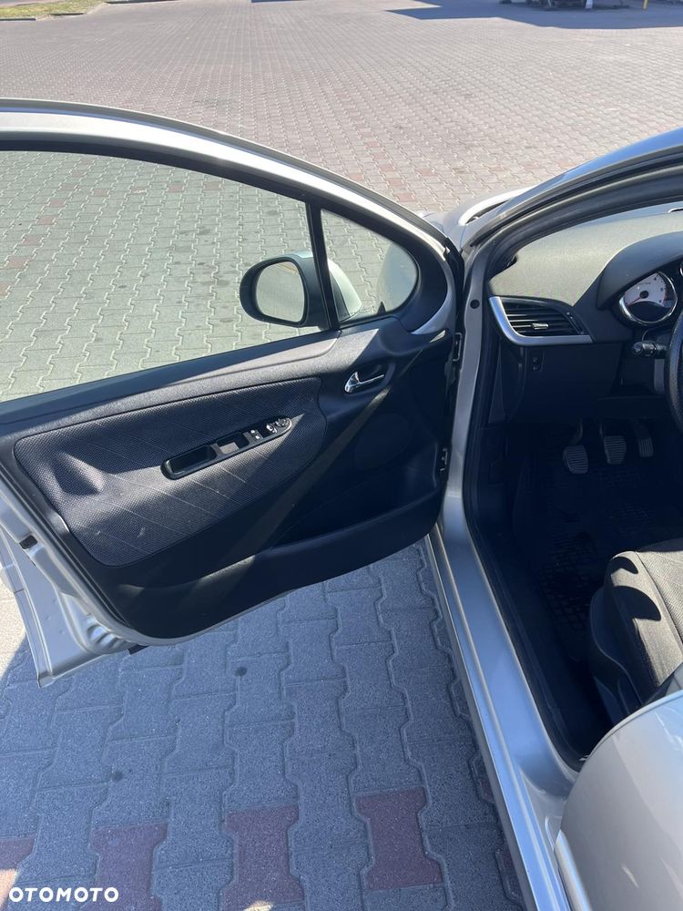 Peugeot 207 1.6 HDi 16V Sporty - 17