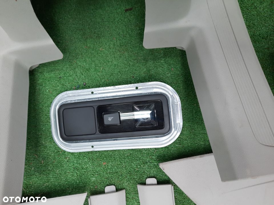 VW TIGUAN 5NA TIGUAN II OSŁONA SŁUPKA SRODKOWEGO OSŁONA SŁUPKA TYŁ OSŁONA PRZECIW SŁONECZNA  LAMPKA PODSUFITKI OSŁONA PROGU SCHOWEK OSŁONA DESKI ROZDZIELCZEJ  JASNY KOLOR 5NB857919 5NA868269B 5NA868270B 5NA868223 5NA868224  5NB857005 5NB863483C 5NB863483B 5NB863484E 5Q0951172 5G0868837 5G0867591C 5NB858217 5NB858218A 5NA867288A 5NA868309 5NA868437 5NA868310 5NA861137B 5NA867291 55NA867292 5NA867233A 5NB857097 - 11