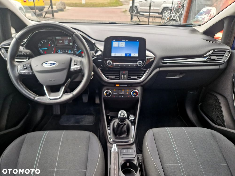 Ford Fiesta 1.1 S&S TREND - 2
