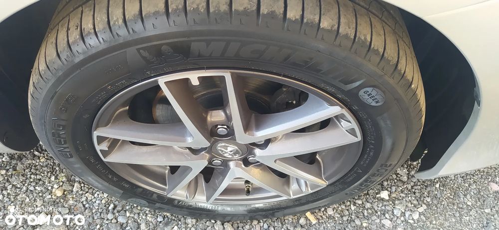 Toyota Auris 1.6 Valvematic Edition - 24
