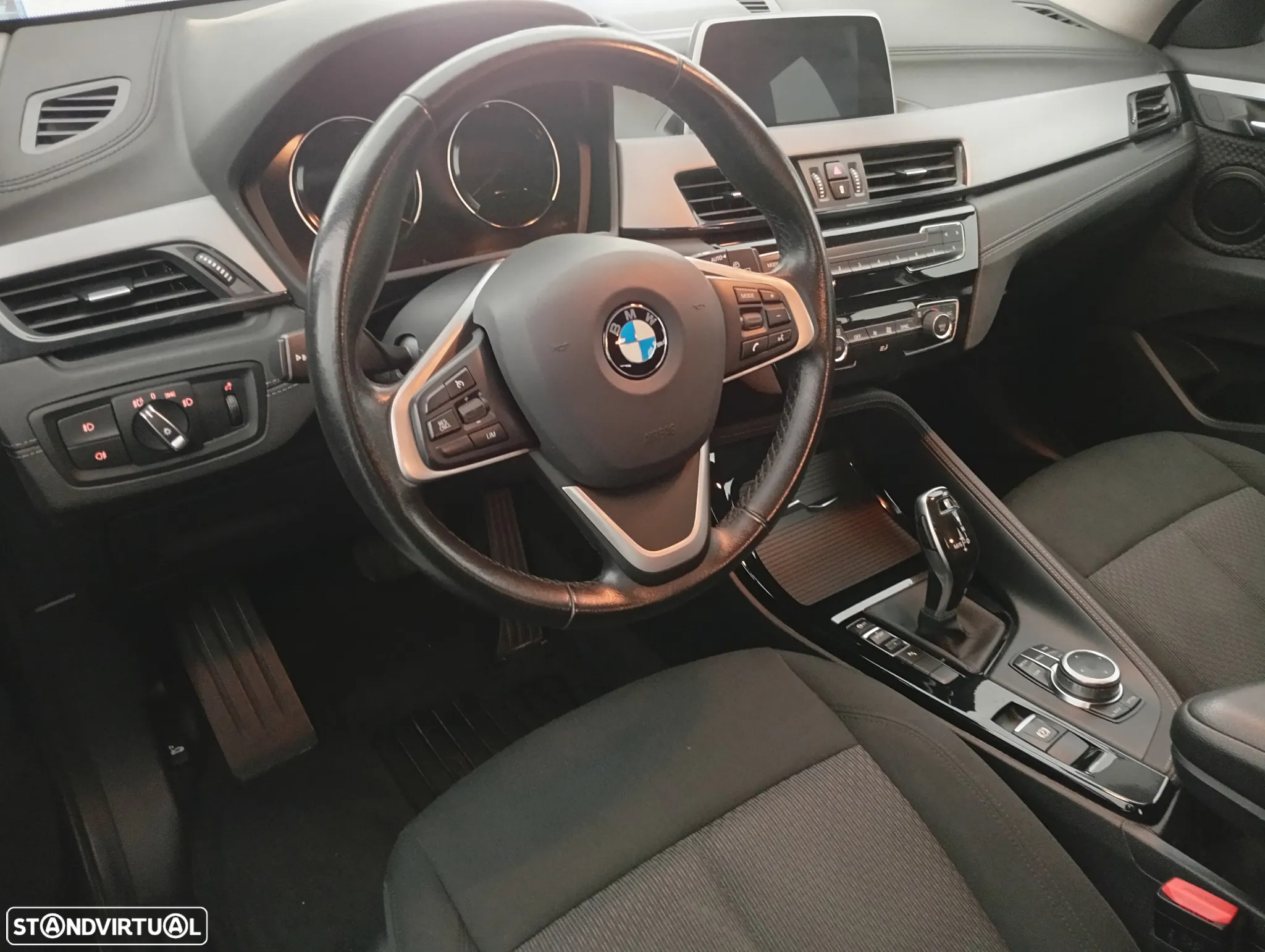 BMW X2 18 d sDrive Auto Advantage - 3