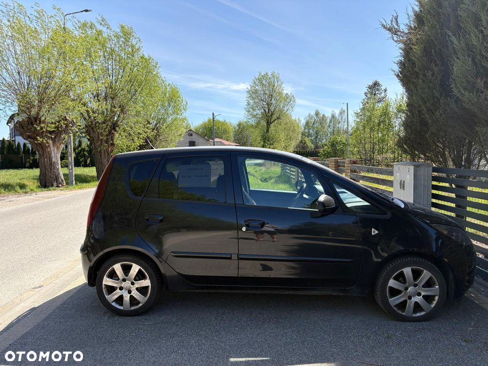 Mitsubishi Colt - 1