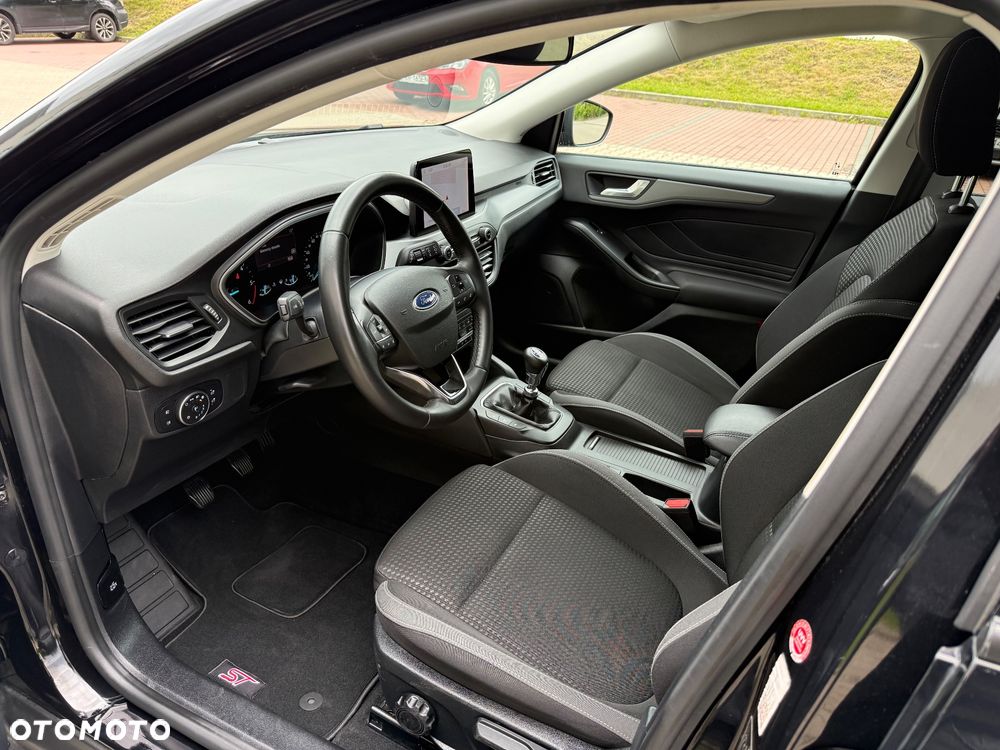 Ford Focus 1.5 EcoBlue Start-Stopp-System TITANIUM STYLE - 10