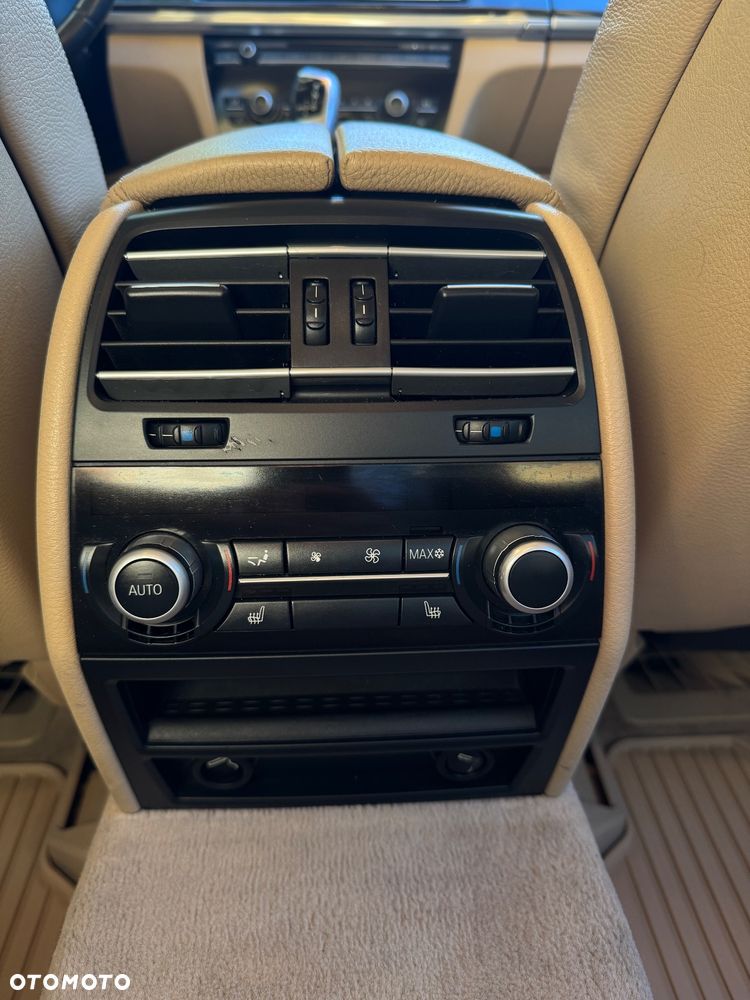 BMW Seria 7 730d - 25