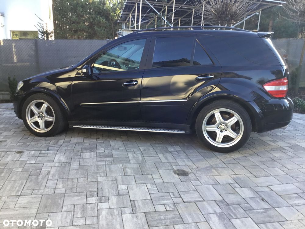 Mercedes-Benz ML - 10