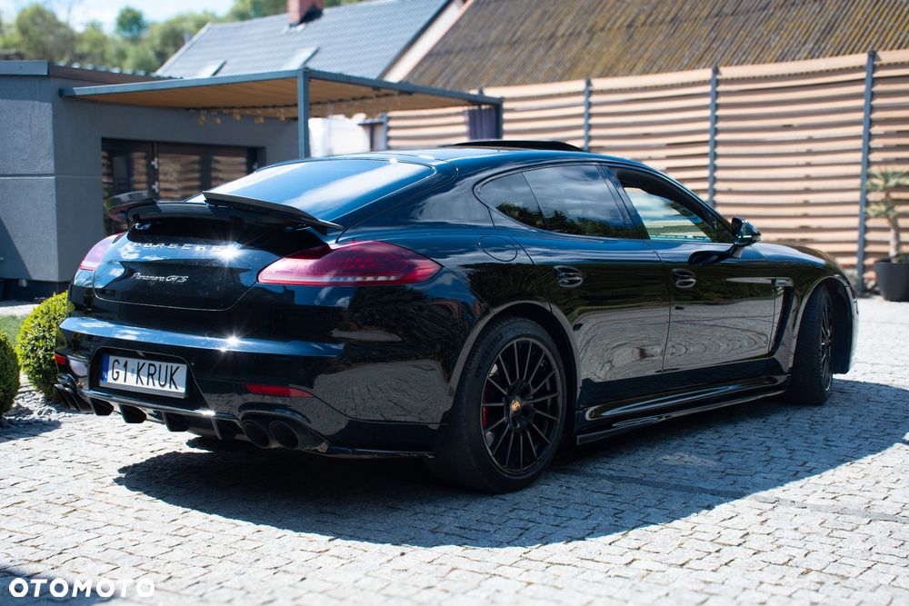 Porsche Panamera GTS - 18