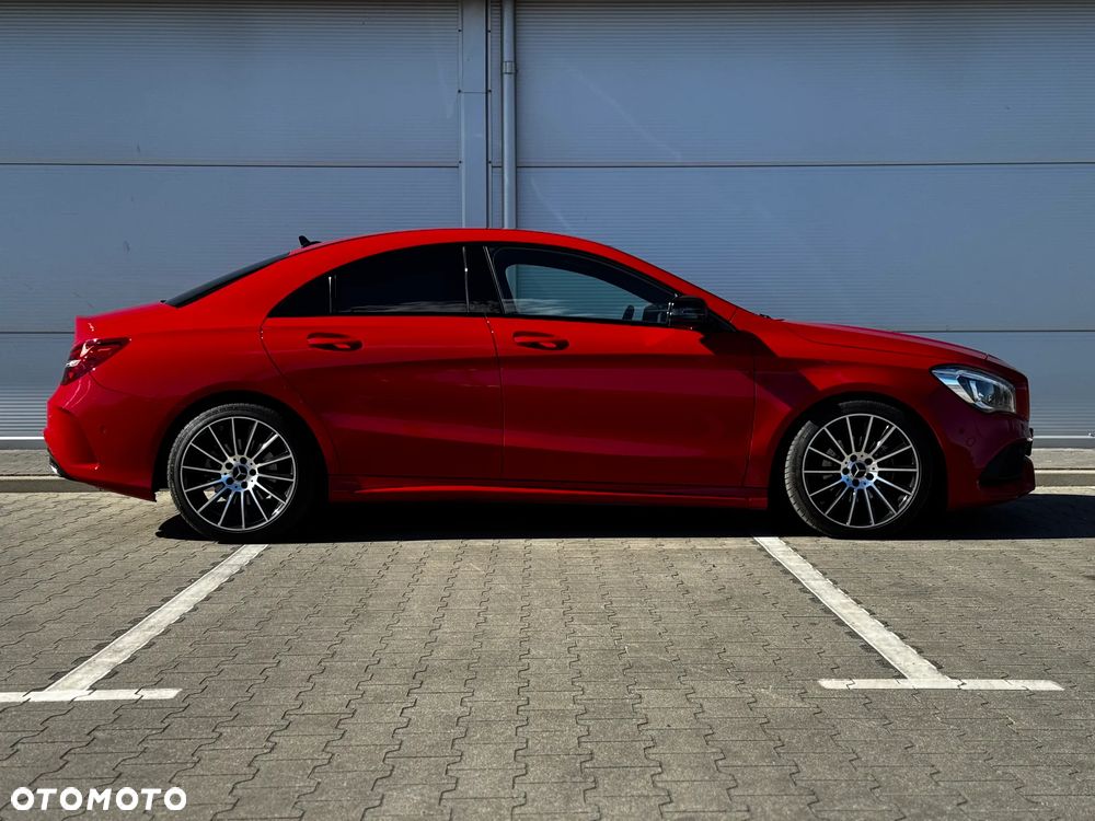 Mercedes-Benz CLA 200 7G-DCT AMG Line - 9