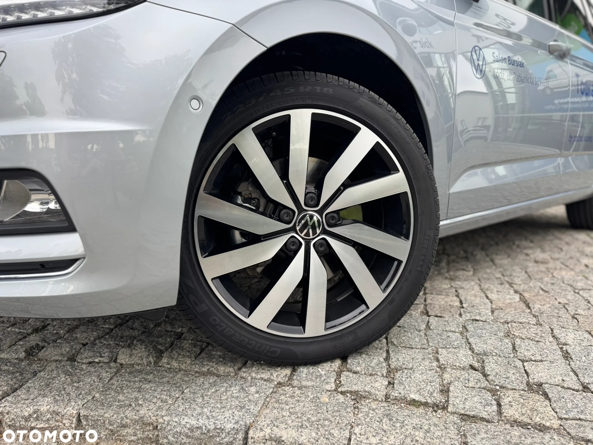 Volkswagen Touran 1.5 TSI EVO Highline DSG - 3