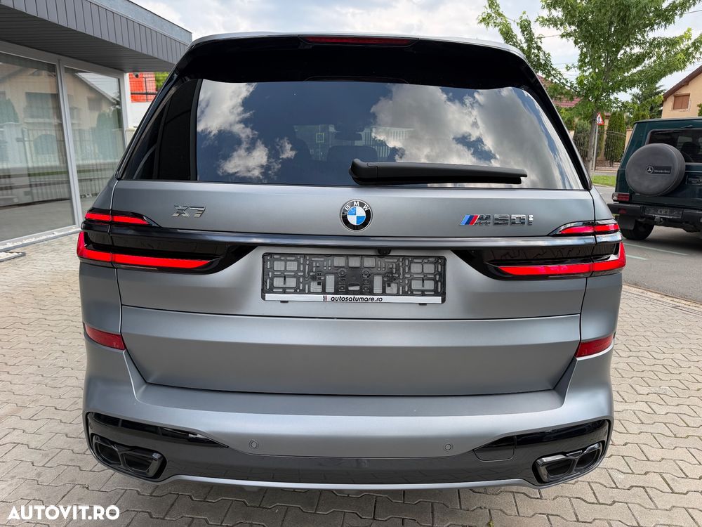 BMW X7 M60i xDrive - 10