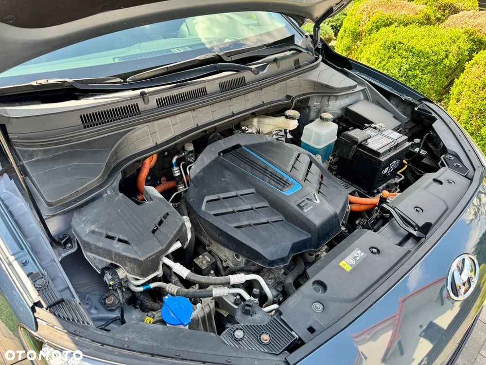 Hyundai Kona 64kWh Premium - 21