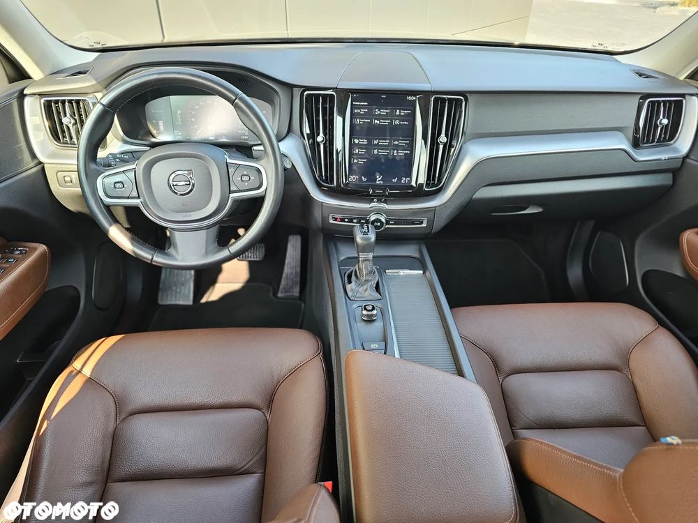 Volvo XC 60 D5 AWD Inscription - 17