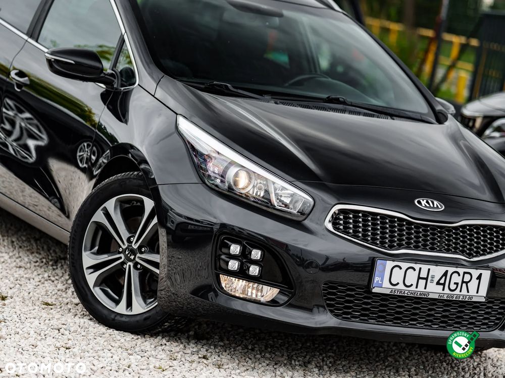 Kia Ceed 1.6 CRDi 136 DCT ISG SW GT Line - 11