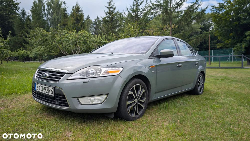 Ford Mondeo 2.5 Ghia - 1