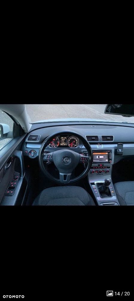 Volkswagen Passat - 6