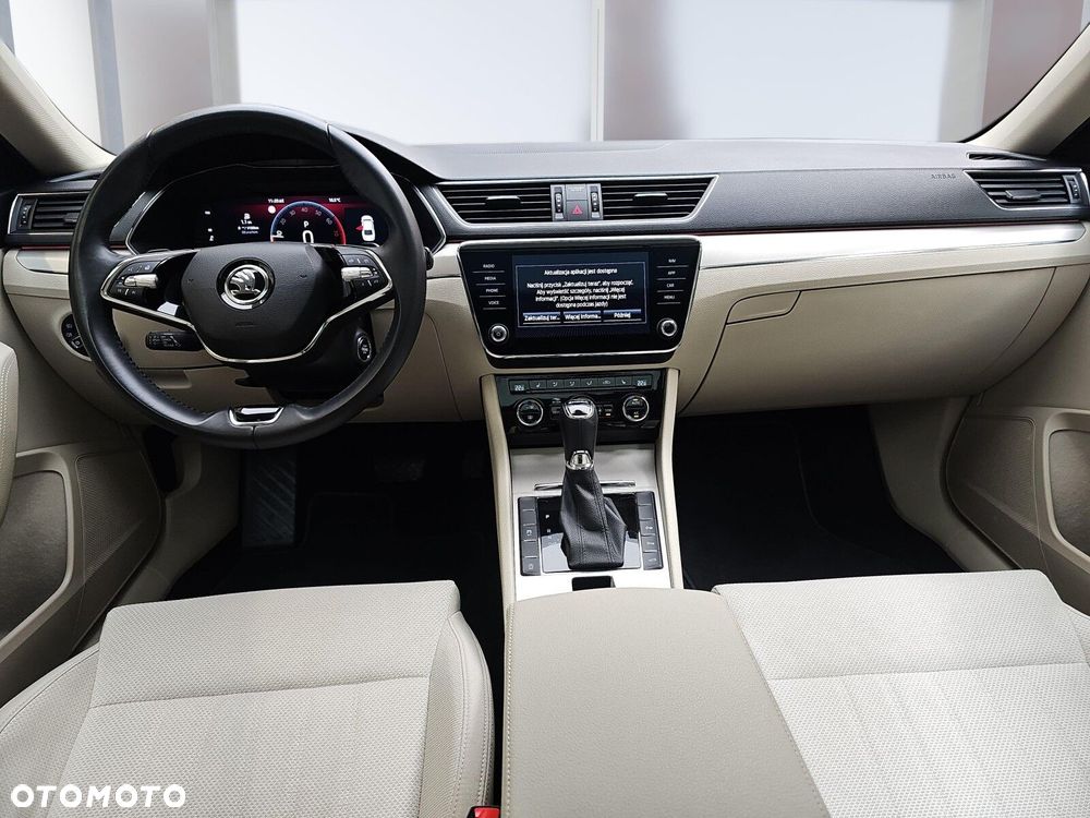 Skoda Superb 2.0 TSI Style DSG - 9