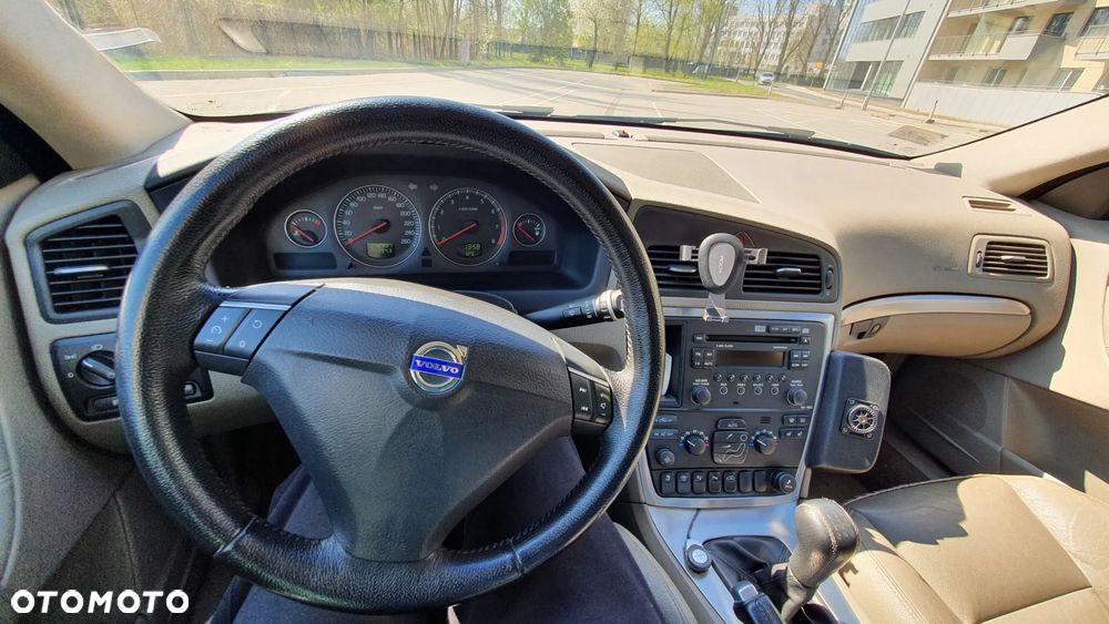 Volvo S60 2.0 T Momentum - 4