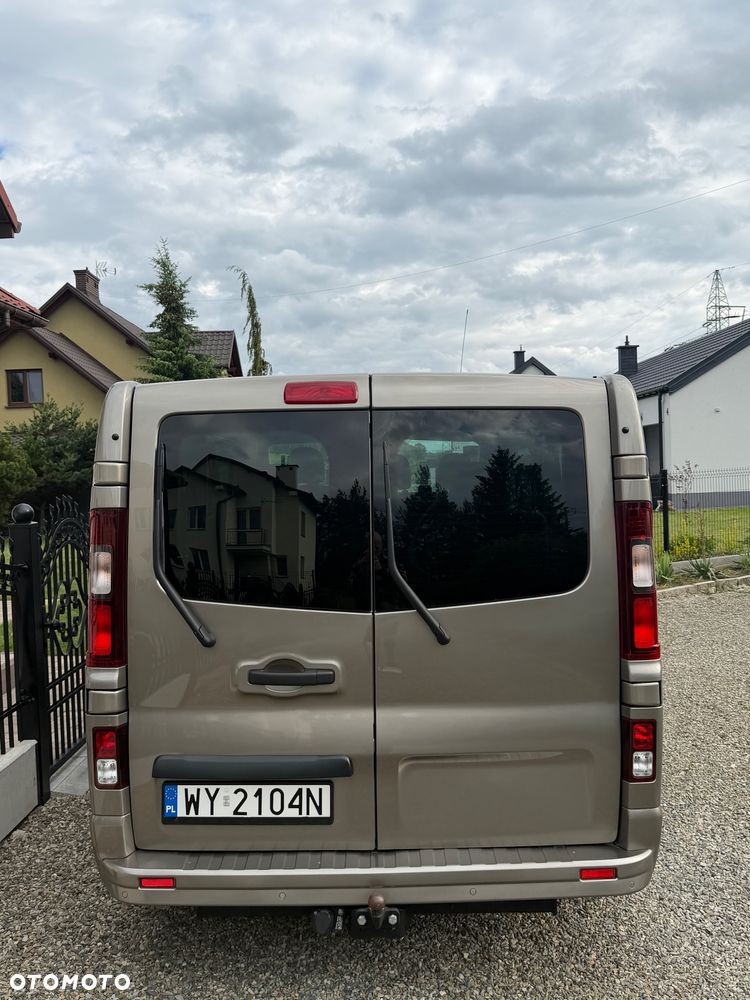 Opel Vivaro - 17