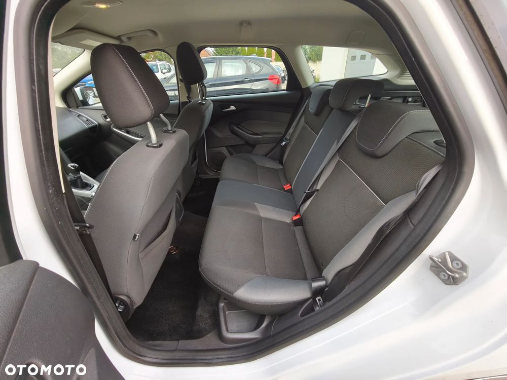 Ford Focus - 13